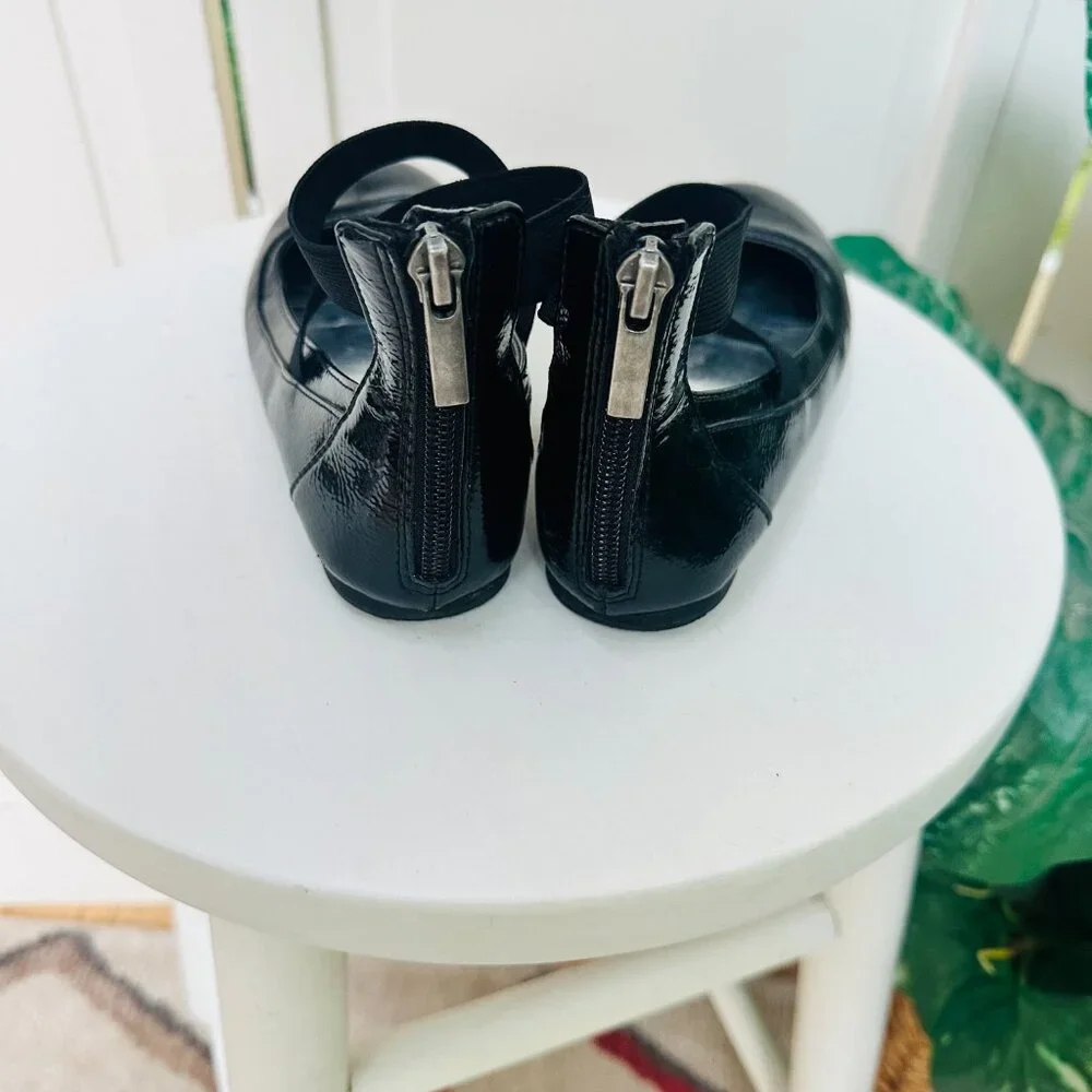 Kidpik Black Patent Ballet Flats Girls Size 1 Criss Cross Strap Dress Shoes